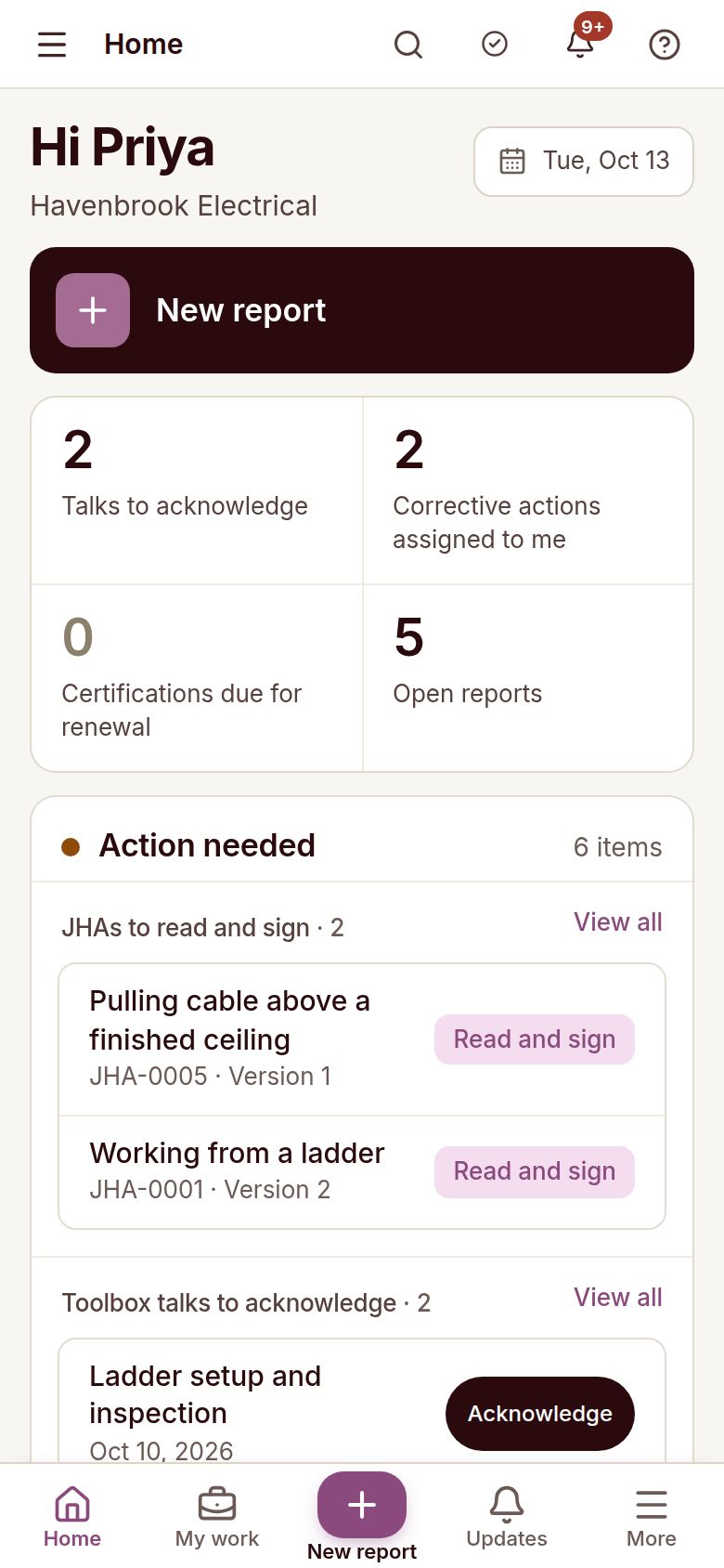 Reldro phone home for a worker: a New report button, counts for talks to acknowledge, corrective actions, certifications and open reports, and items to read, sign or acknowledge.